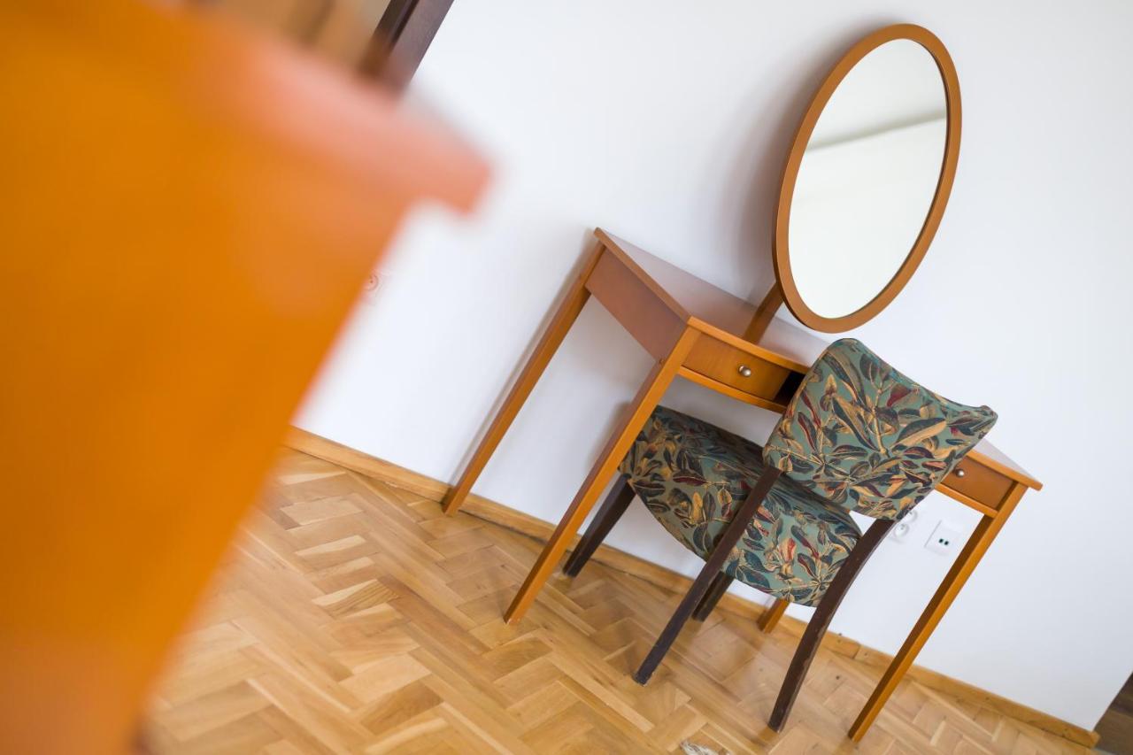 Luxusni Velky Apartman S Terasou V Centru Litomysle Екстер'єр фото