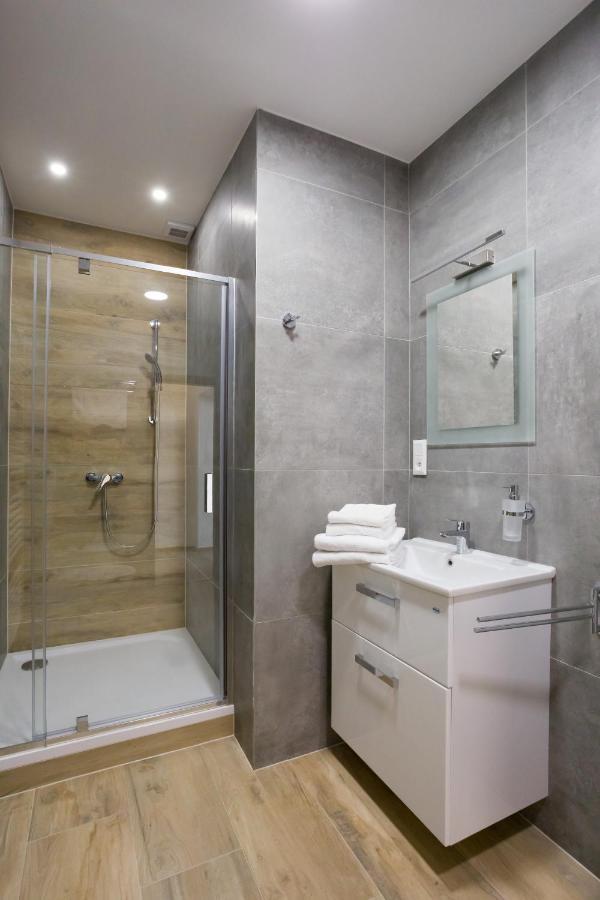 Luxusni Velky Apartman S Terasou V Centru Litomysle Екстер'єр фото