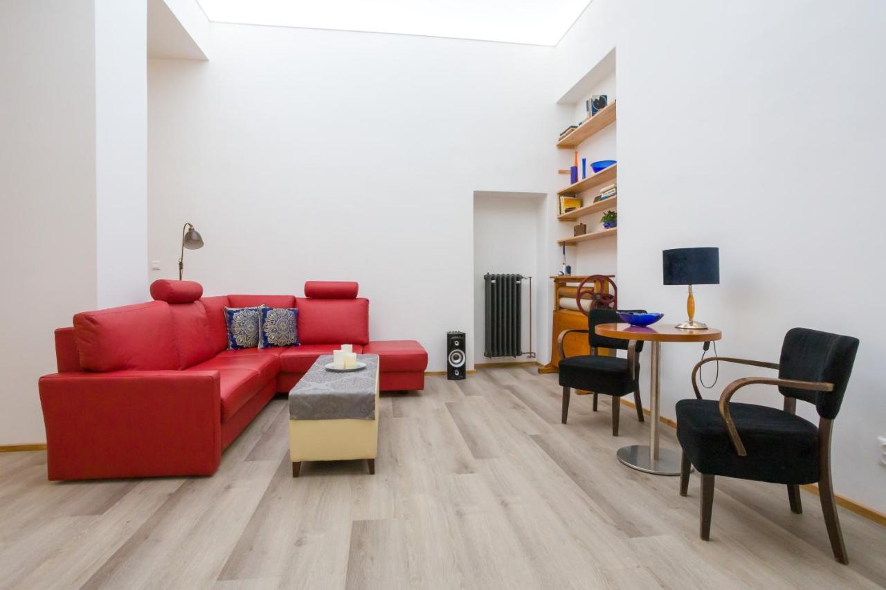 Luxusni Velky Apartman S Terasou V Centru Litomysle Екстер'єр фото